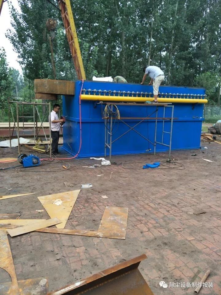 布袋除（chú）塵器的（de）組成及工作原理